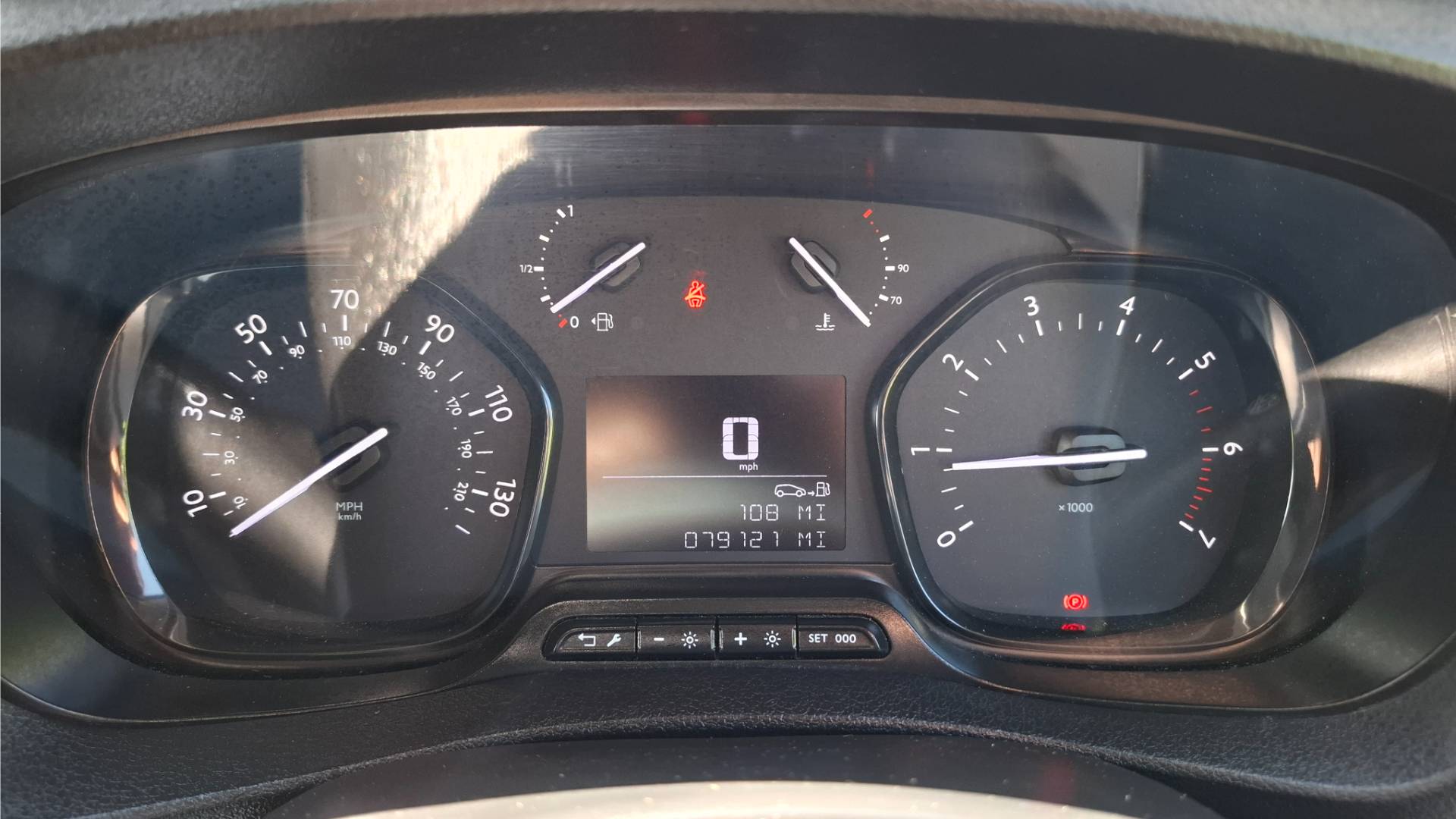1000013381
