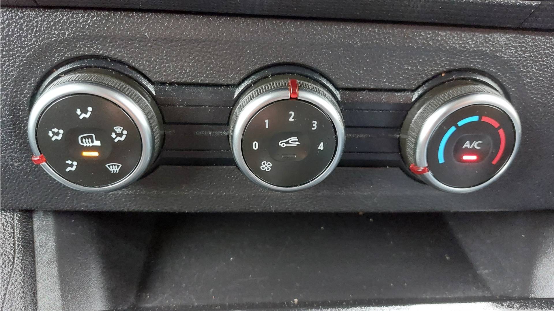 1000025330