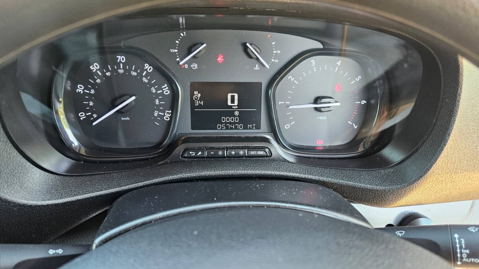 1000036945